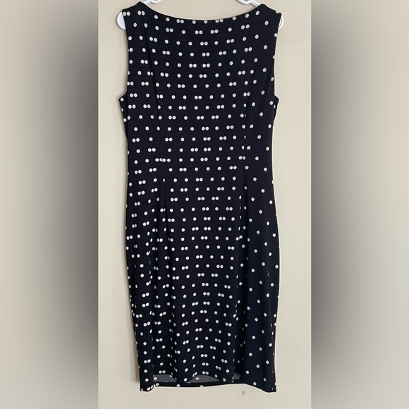 Anne Klein Sleeveless Black and White Polka Dot Ruched Side Dress - Picture 4 of 9